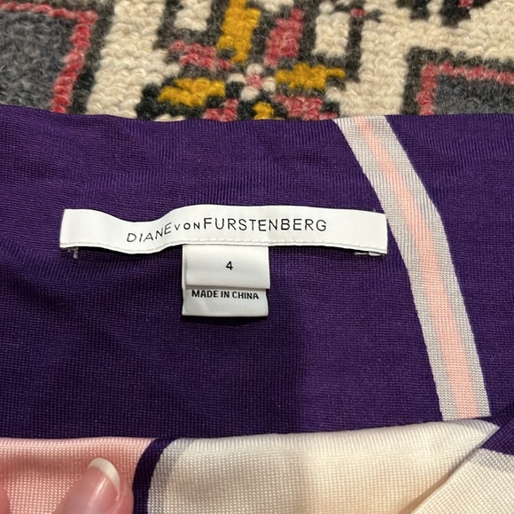 DVF Silk Dress - Picture 2 of 5